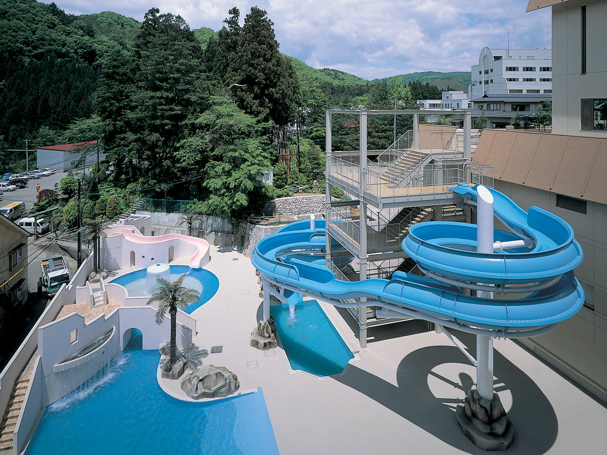 屋外プール